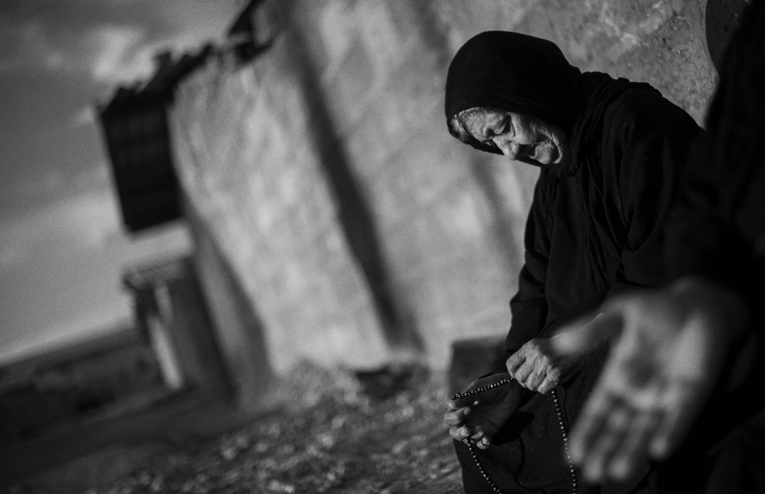 Why Peace in the Middle East is a Red Herring for the Bond Market